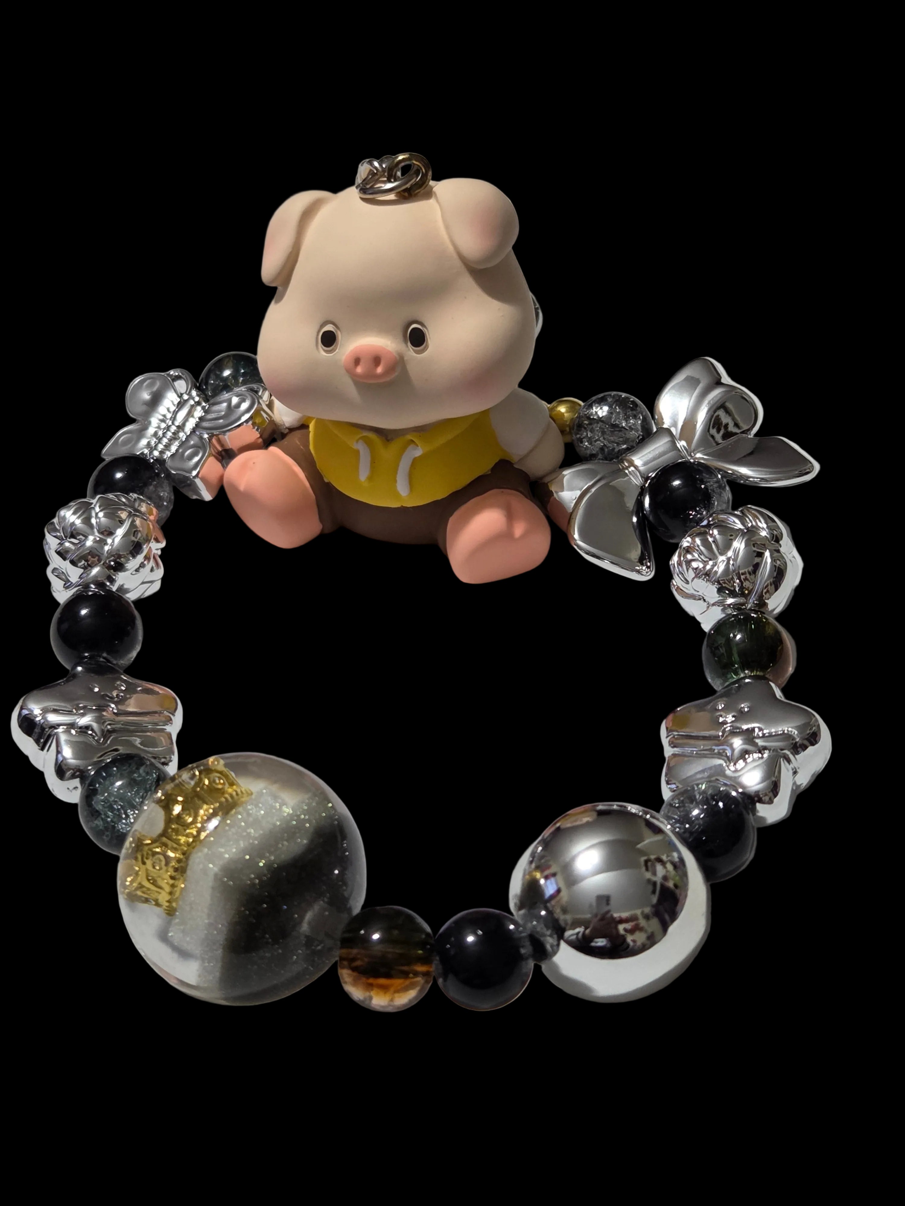 Black white and silver 3d figures Keychains